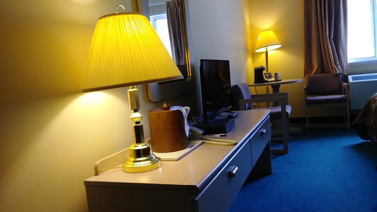 George Mountain View Hotel & Resto Merritt Ngoại thất bức ảnh