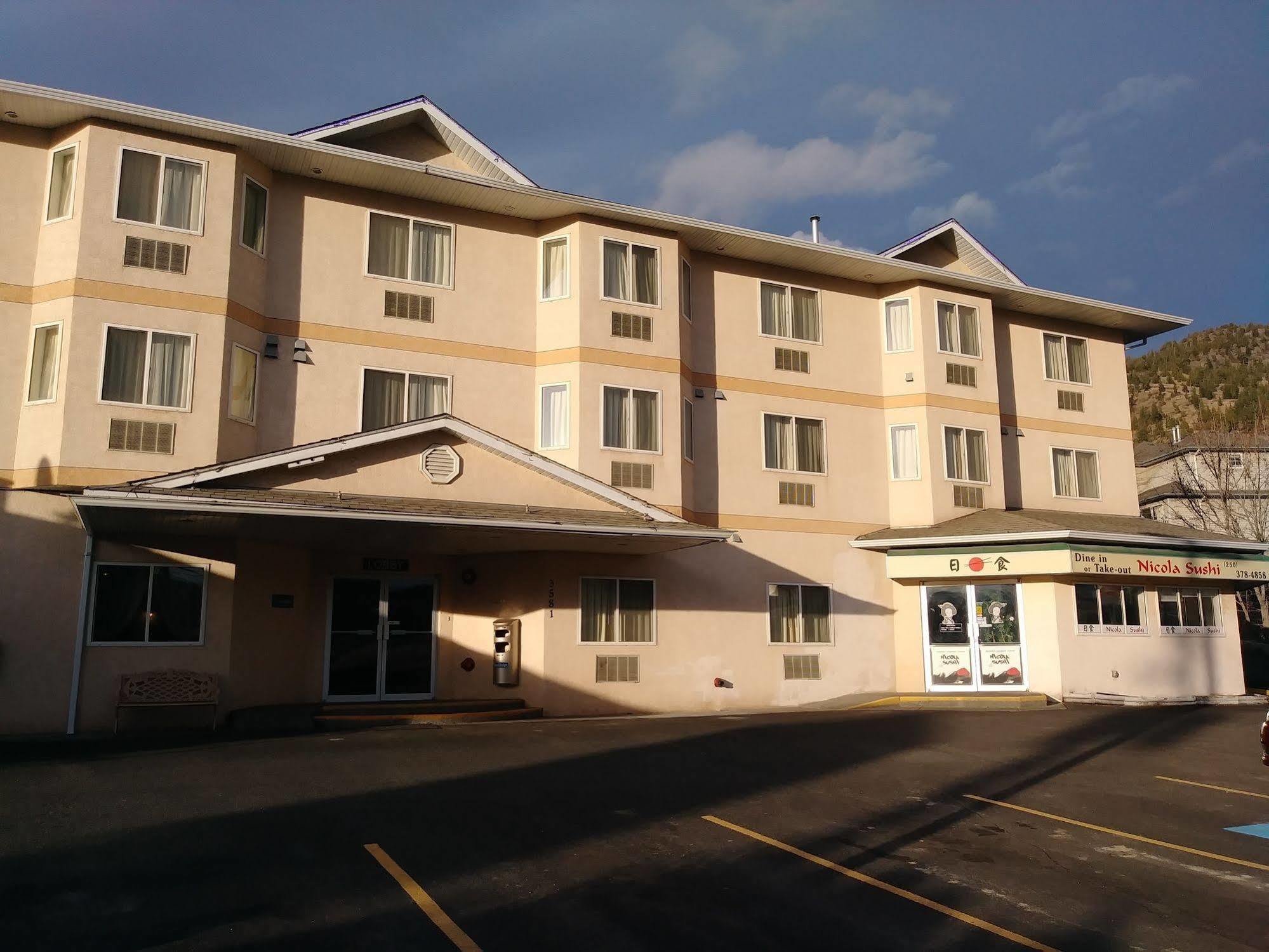 George Mountain View Hotel & Resto Merritt Ngoại thất bức ảnh